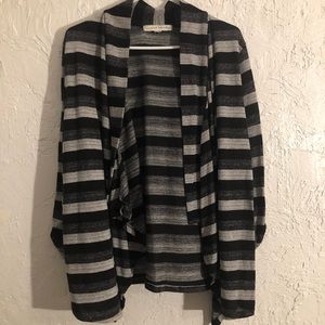 GUC Open front sweater